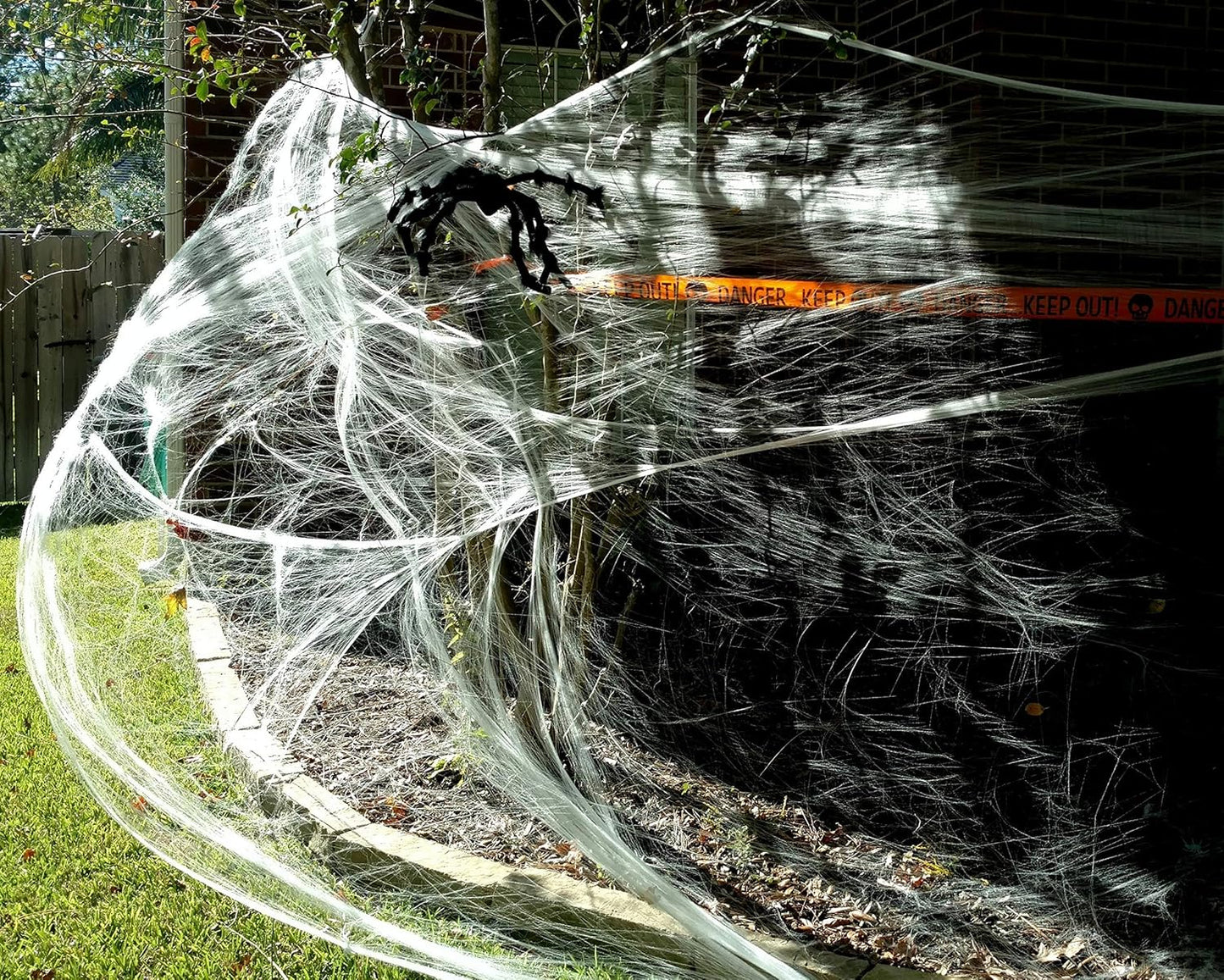 JOYIN 1000 sqft Spider Web Cobwebs, Halloween Outdoor Decorations Fake Super Stretch Cobwebs Halloween Party Decoration for Indoor Outdoor Party Supplies